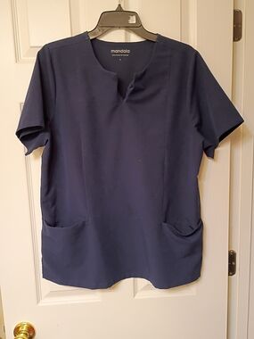 Mandala Women's Navy Short-Sleeve Shirt